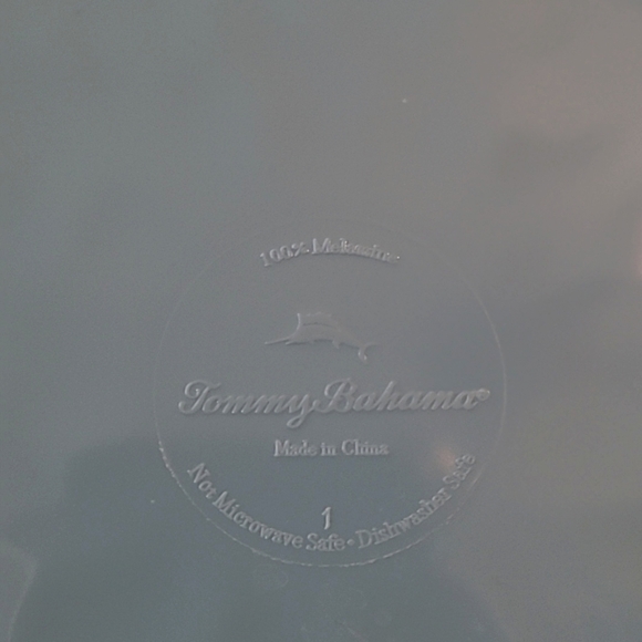 TOMMY BAHAMA 14-IN SERVING DISH IN TURQUOISE CRACKLE MELAMINE - Picture 2 of 4